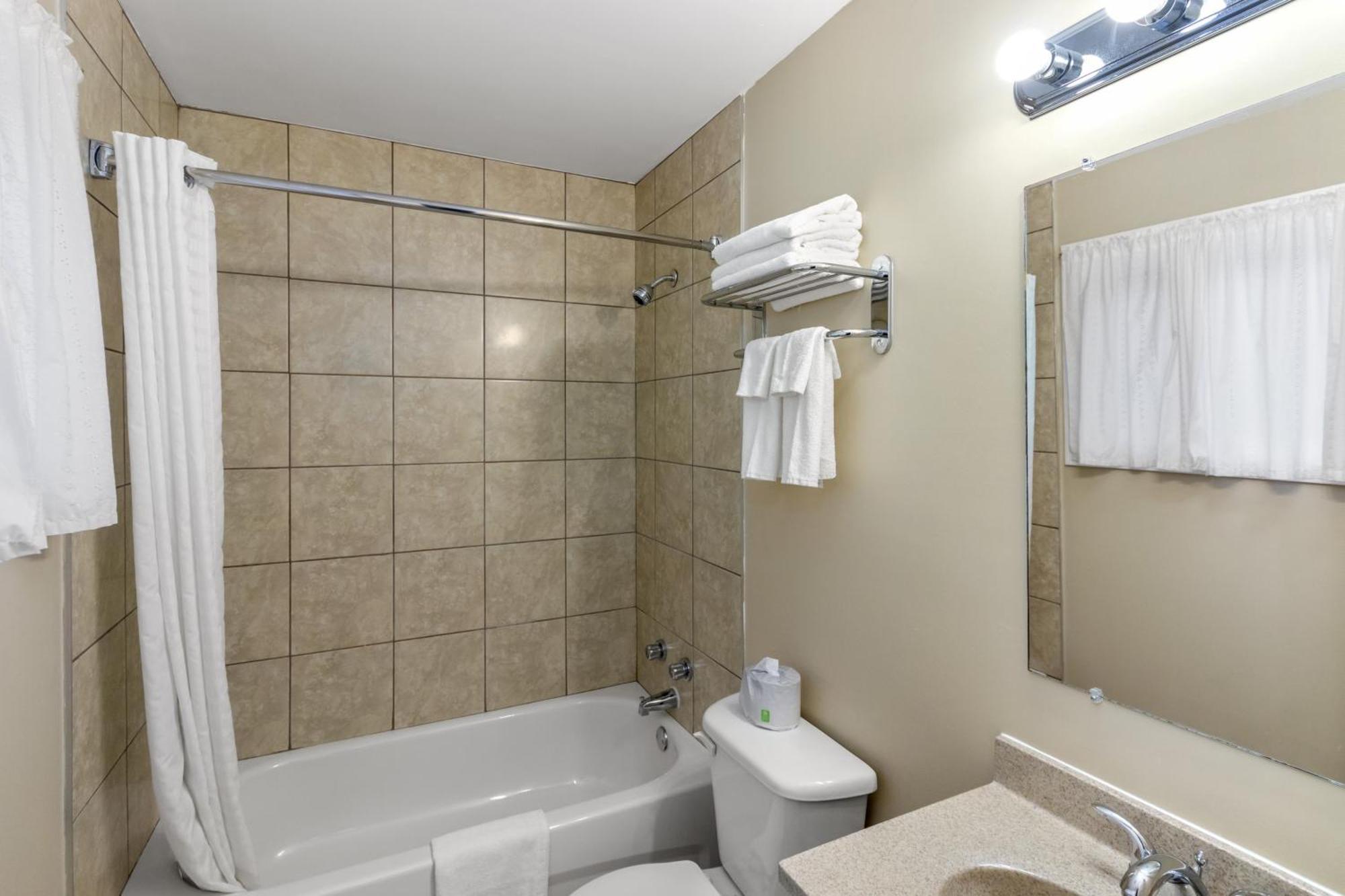 Nights Inn Owen Sound Εξωτερικό φωτογραφία