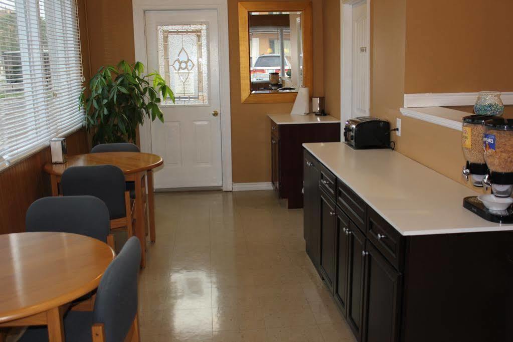 Nights Inn Owen Sound Εξωτερικό φωτογραφία